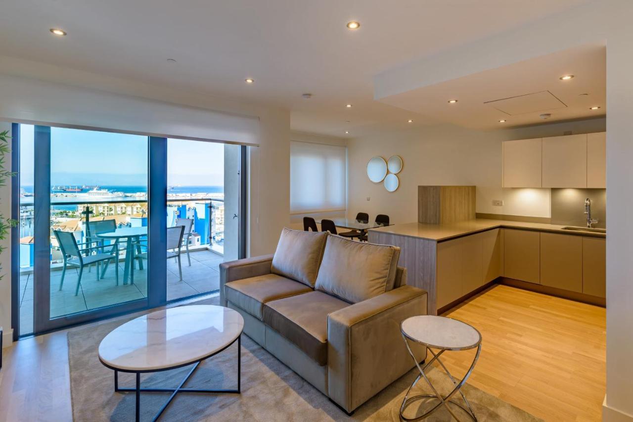 Luxury Modern Apartment With Exceptional Views! Hosted By Sweetstay 直布罗陀 外观 照片