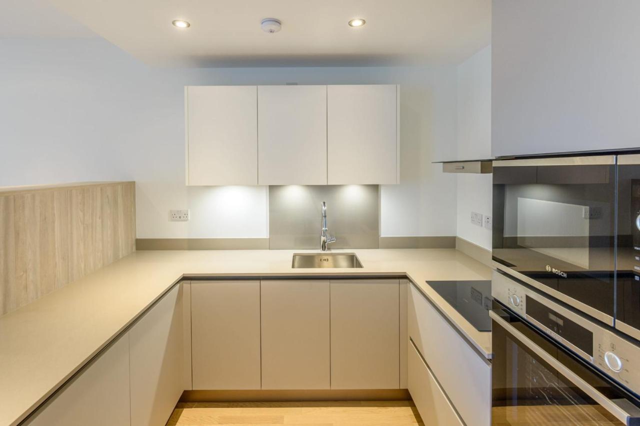 Luxury Modern Apartment With Exceptional Views! Hosted By Sweetstay 直布罗陀 外观 照片