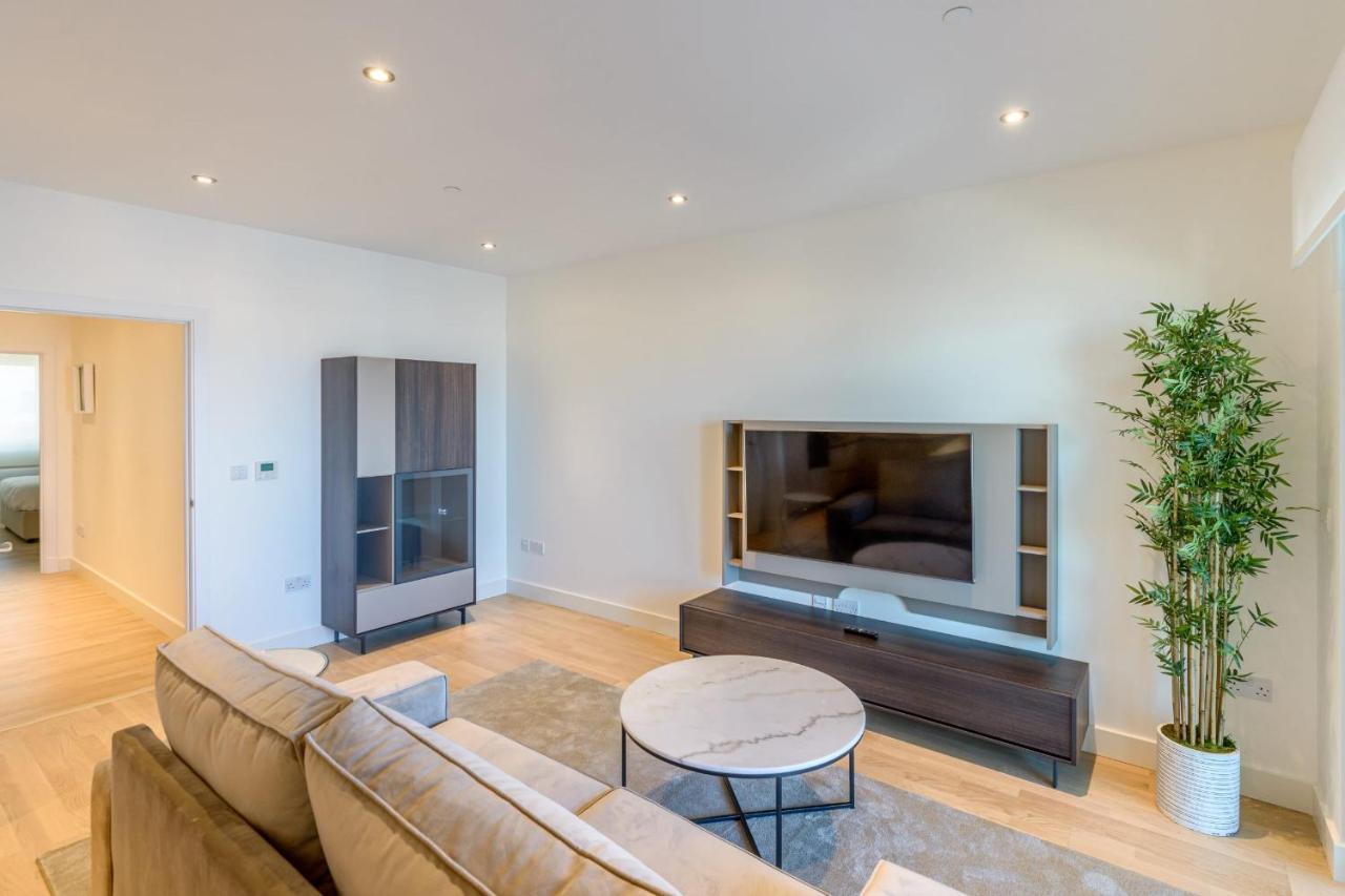 Luxury Modern Apartment With Exceptional Views! Hosted By Sweetstay 直布罗陀 外观 照片