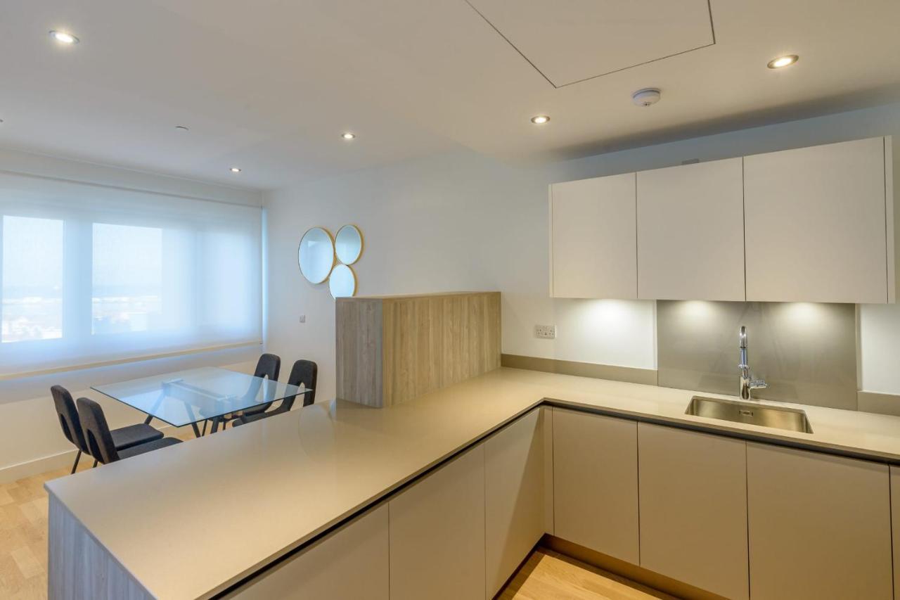 Luxury Modern Apartment With Exceptional Views! Hosted By Sweetstay 直布罗陀 外观 照片