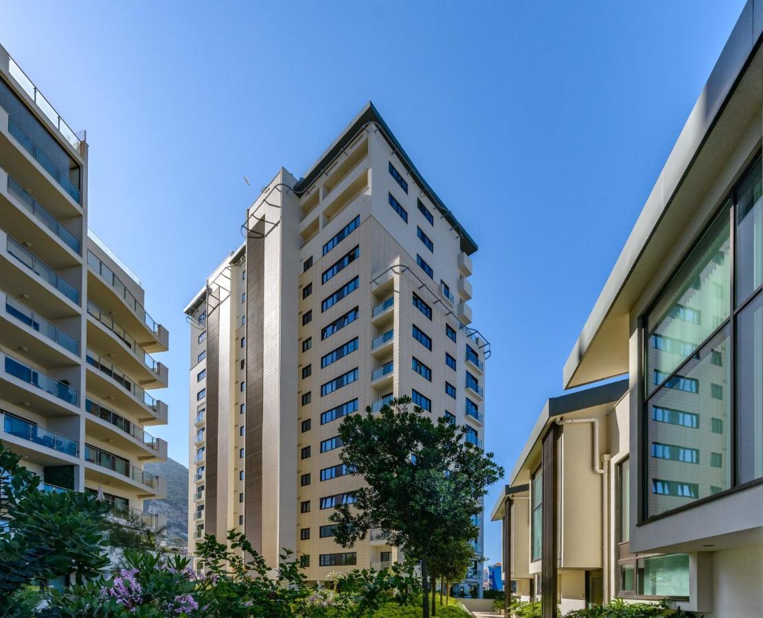 Luxury Modern Apartment With Exceptional Views! Hosted By Sweetstay 直布罗陀 外观 照片