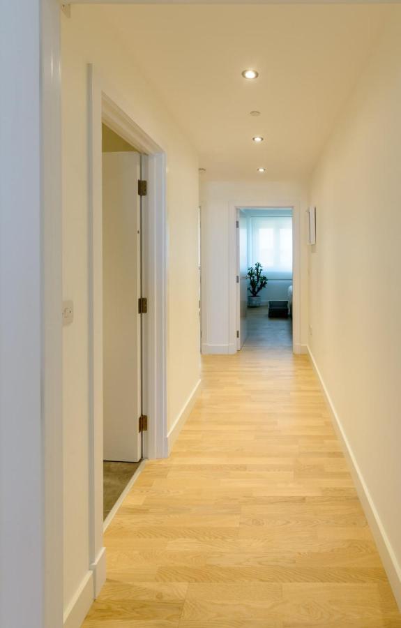 Luxury Modern Apartment With Exceptional Views! Hosted By Sweetstay 直布罗陀 外观 照片